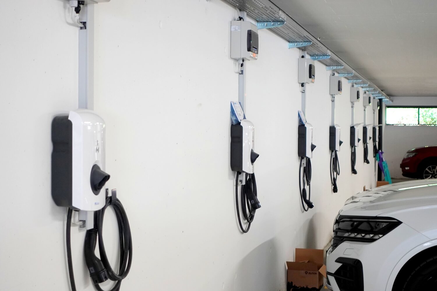 Ladeinfrastruktur in der Tiefgarage eines Mehrfamilienhauses in Ludwigsburg